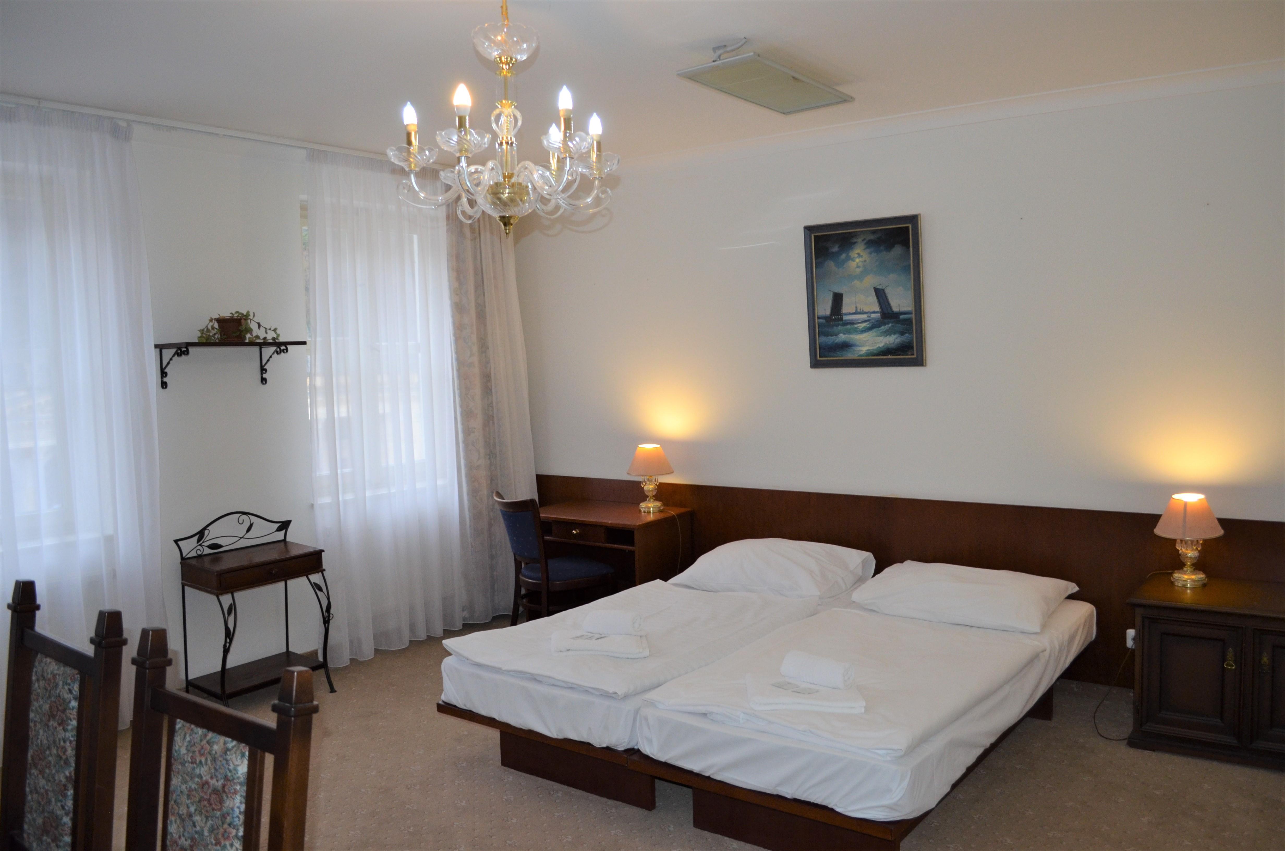 Hotel Petr Karlovy Vary Luaran gambar