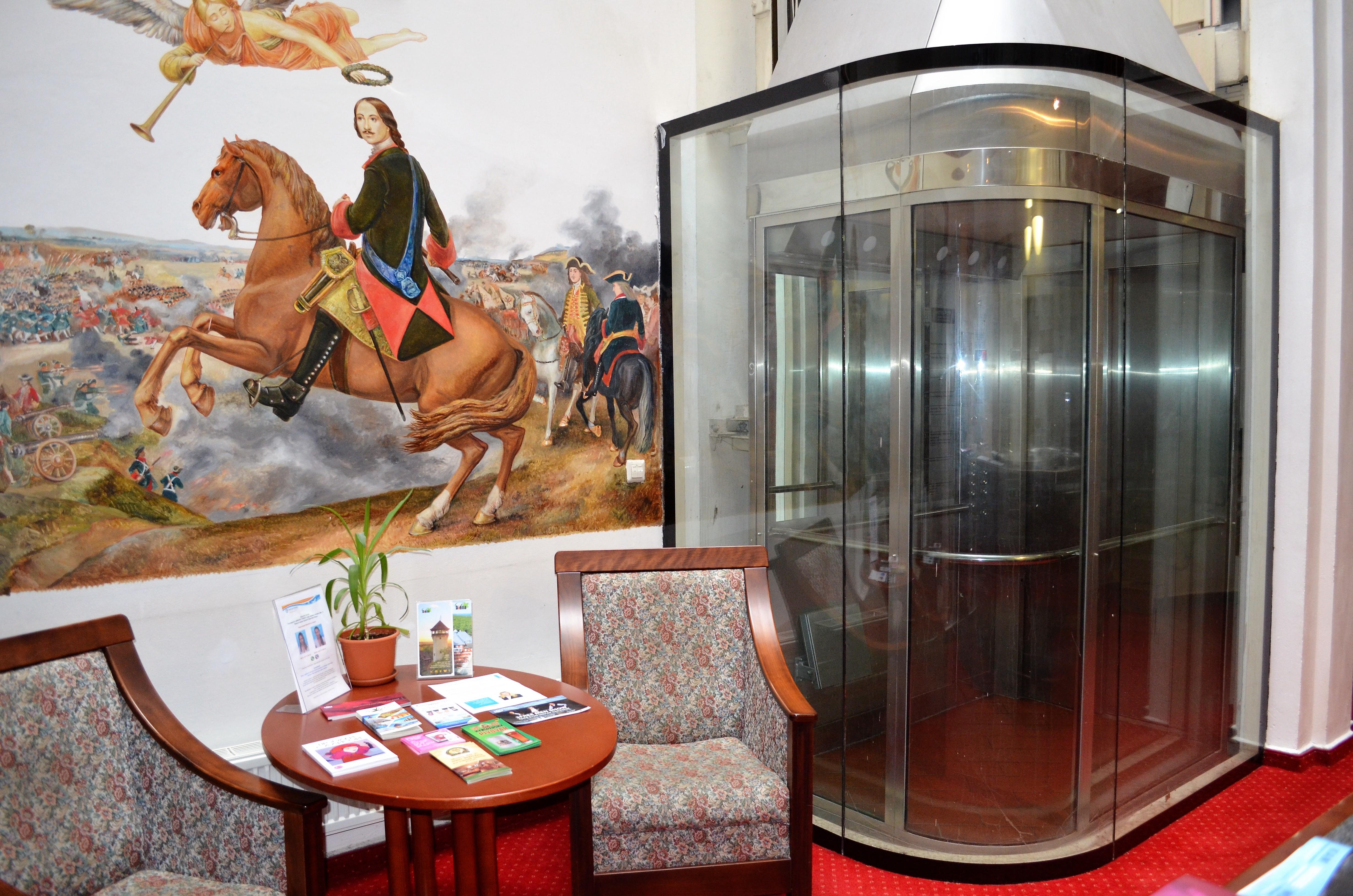 Hotel Petr Karlovy Vary Luaran gambar