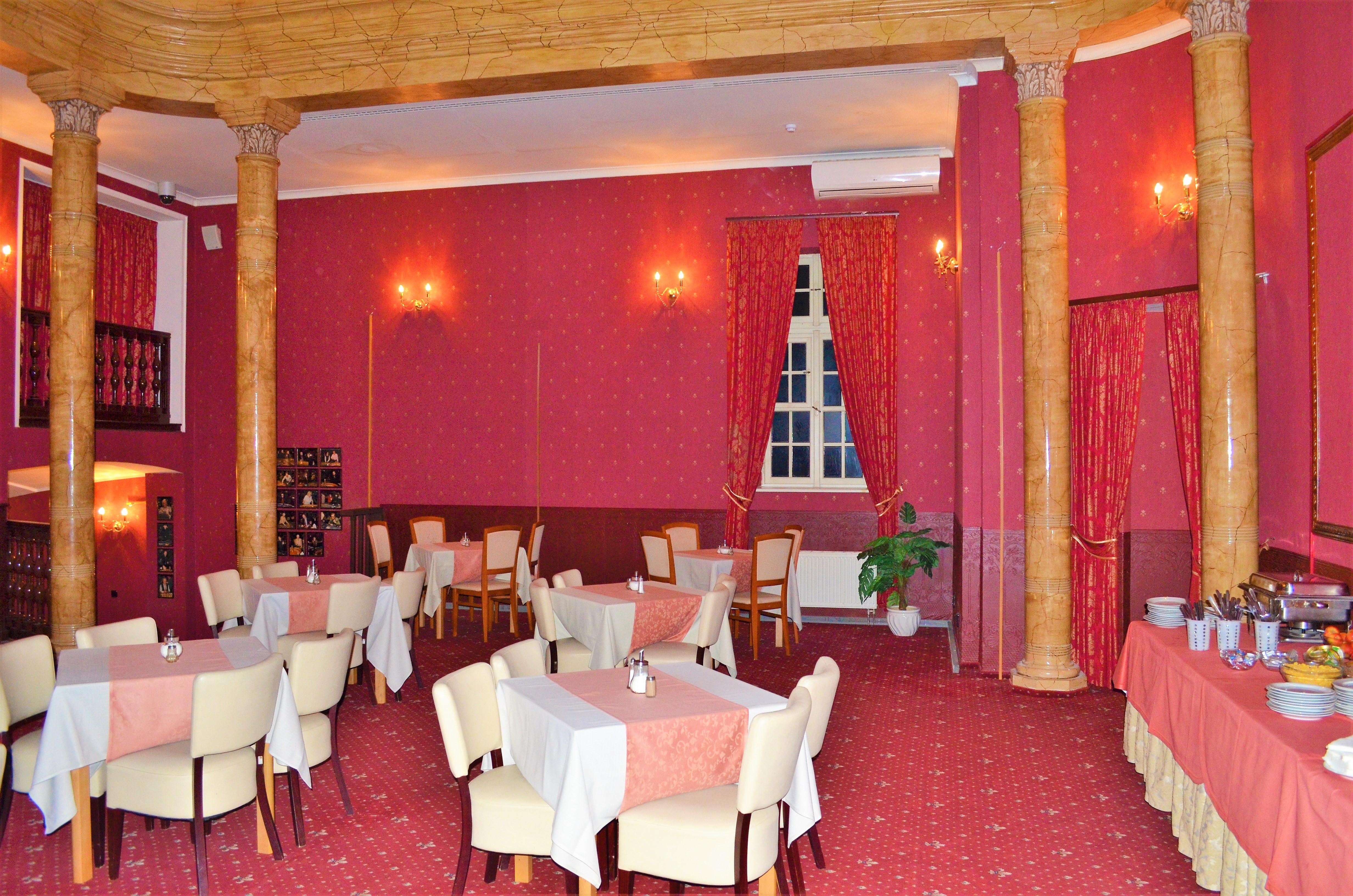 Hotel Petr Karlovy Vary Luaran gambar