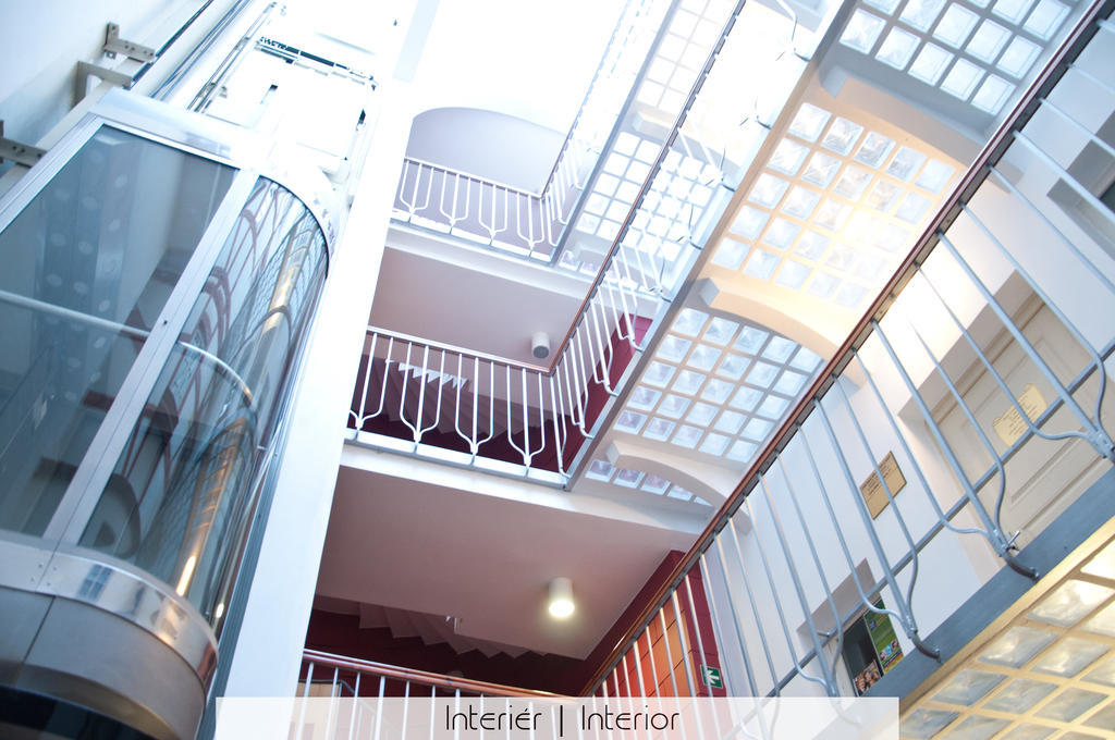 Hotel Petr Karlovy Vary Luaran gambar