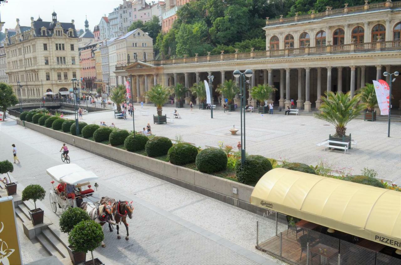 Hotel Petr Karlovy Vary Luaran gambar